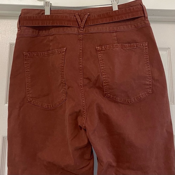 Veronica Beard Extra High Rise Logan Slim Straight Jeans - Picture 5 of 7